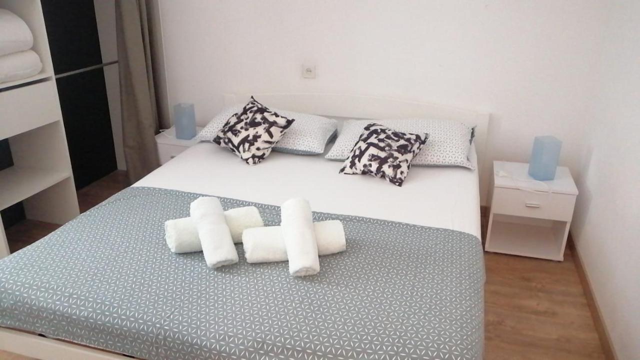 Beach House Black Olive Villa Slatine Exterior foto