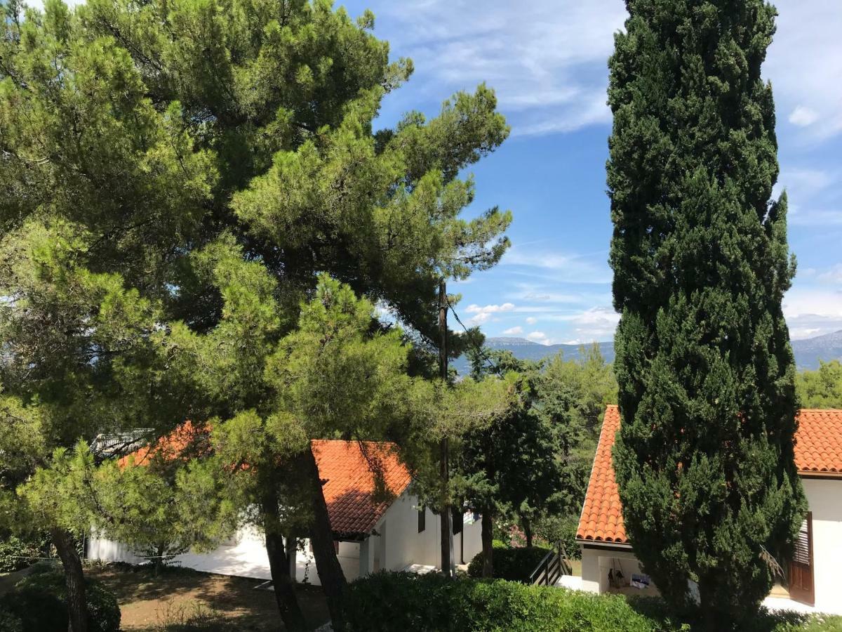 Beach House Black Olive Villa Slatine Exterior foto