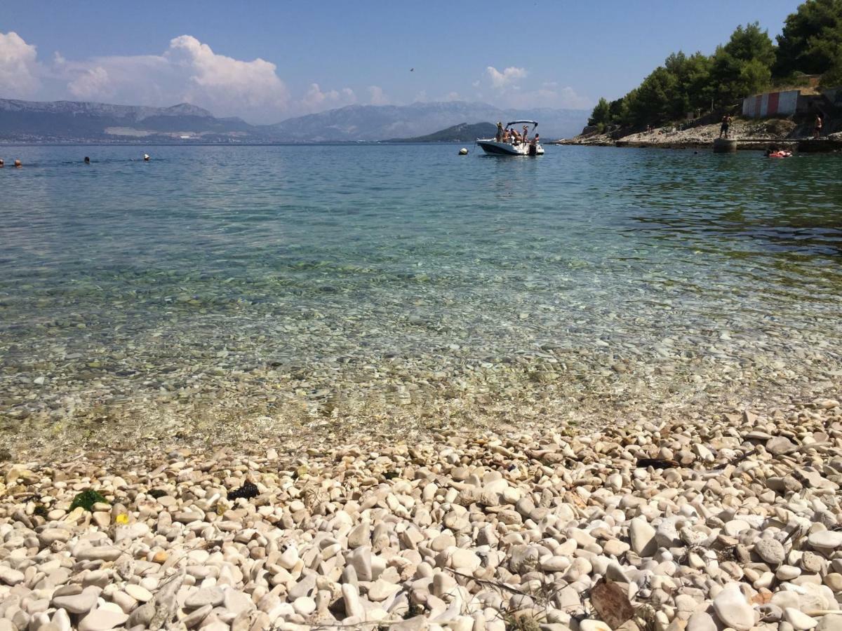 Beach House Black Olive Villa Slatine Exterior foto